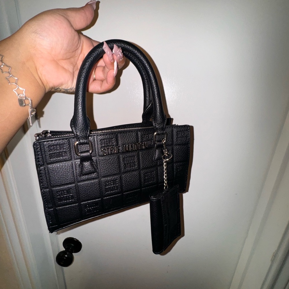 Steve Madden purse with card holder